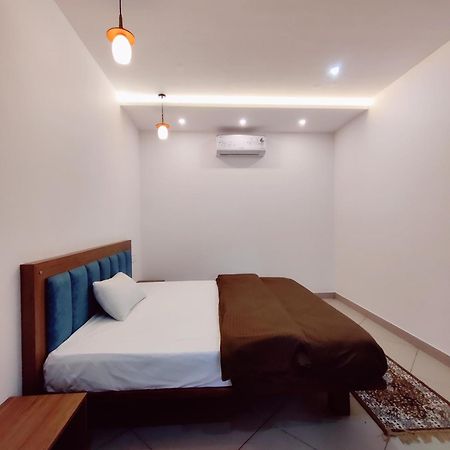 Exoticaholidays Sultan Bathery Zewnętrze zdjęcie